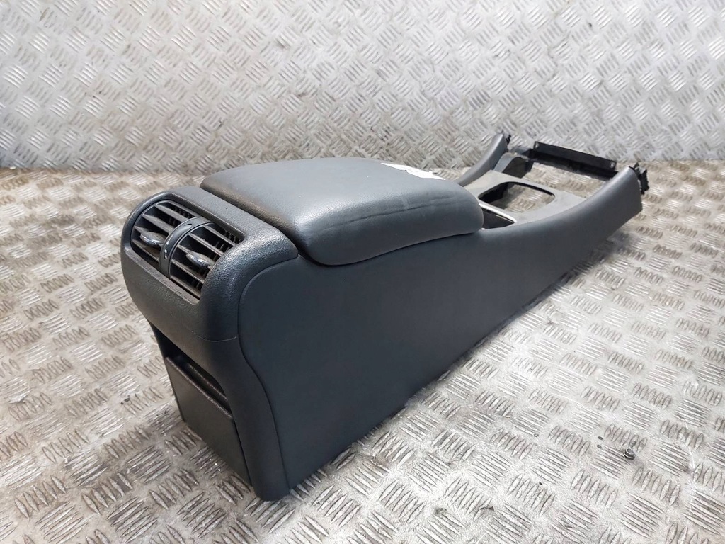 фото №11, Туннель средний подлокотник mercedes w203 c klasa