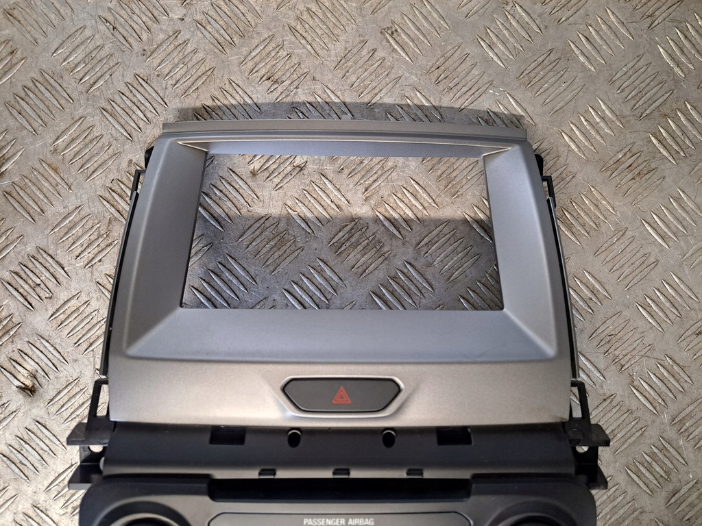 фото №3, Ford ranger 3 2019 r 3.2 tdci панель навигации радио eb3t-18e245-fn