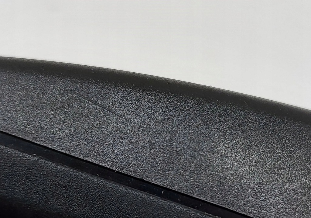 фото №8, Audi e-tron gt 2022 пряжка среднего поперечина безопасности сиденье заднего