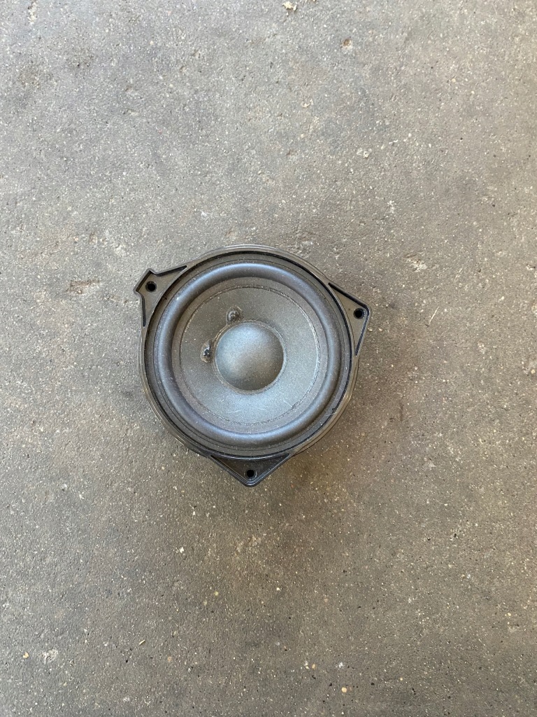 Купити Mercedes s 222 динамік 2228200602