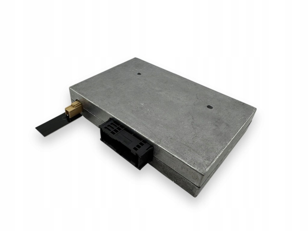 фото №2, Audi a3 s3 8p 2007 модуль / блок управления bluetooth