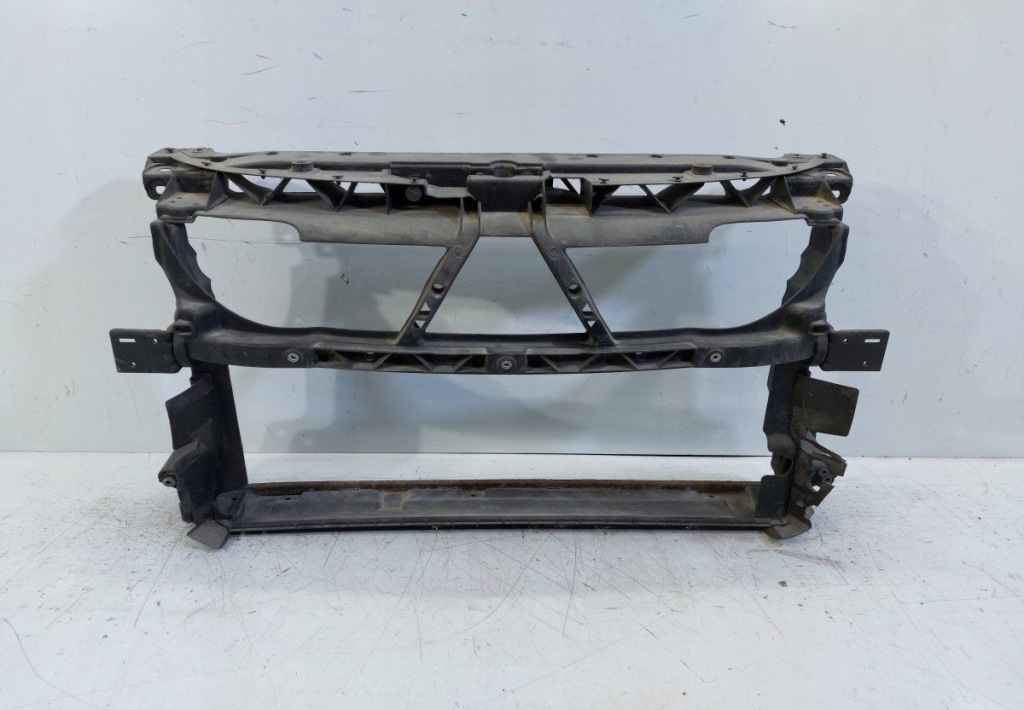 Купити 1854682116 панель передній vw phaeton