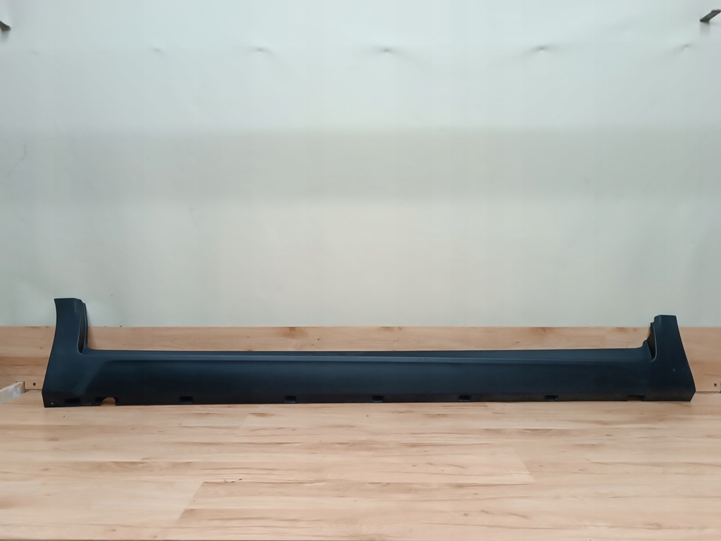 фото №1, Opel crossland x 2017-2021 поріг молдинг поріг права 111738a2