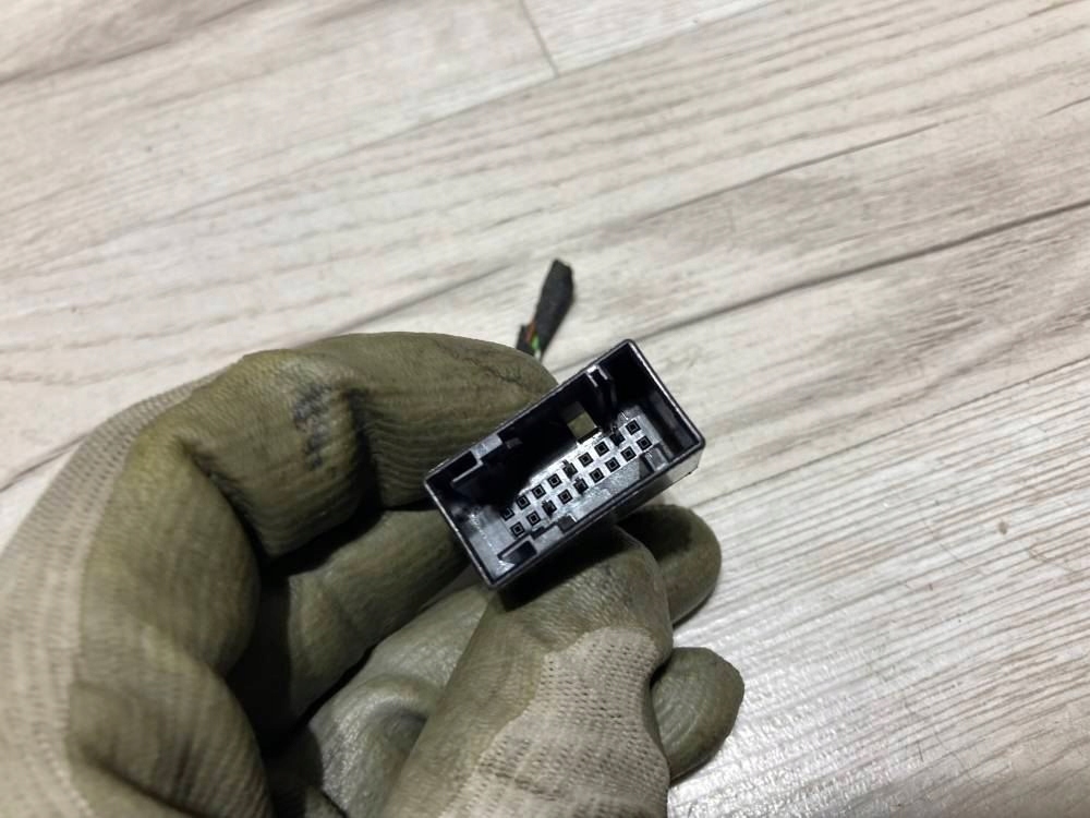 Купити Штекер колодка bmw 8364655-01