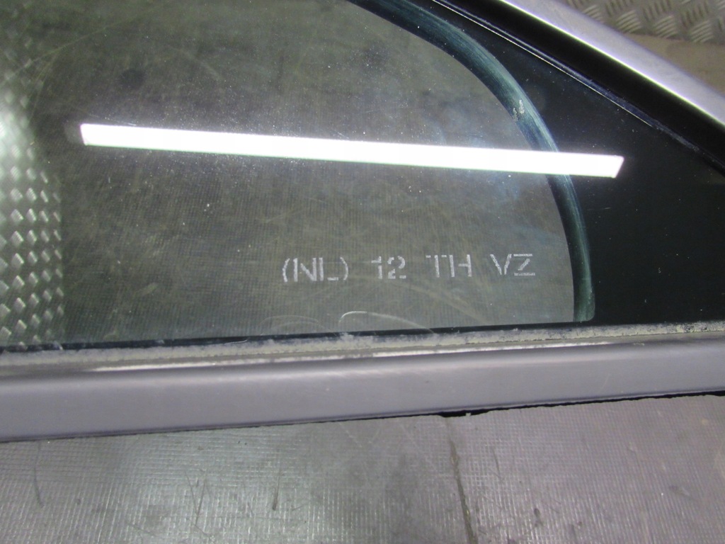 фото №10, Стекло треугольник правый перед peugeot 407 04-11r dot24 m25 as2