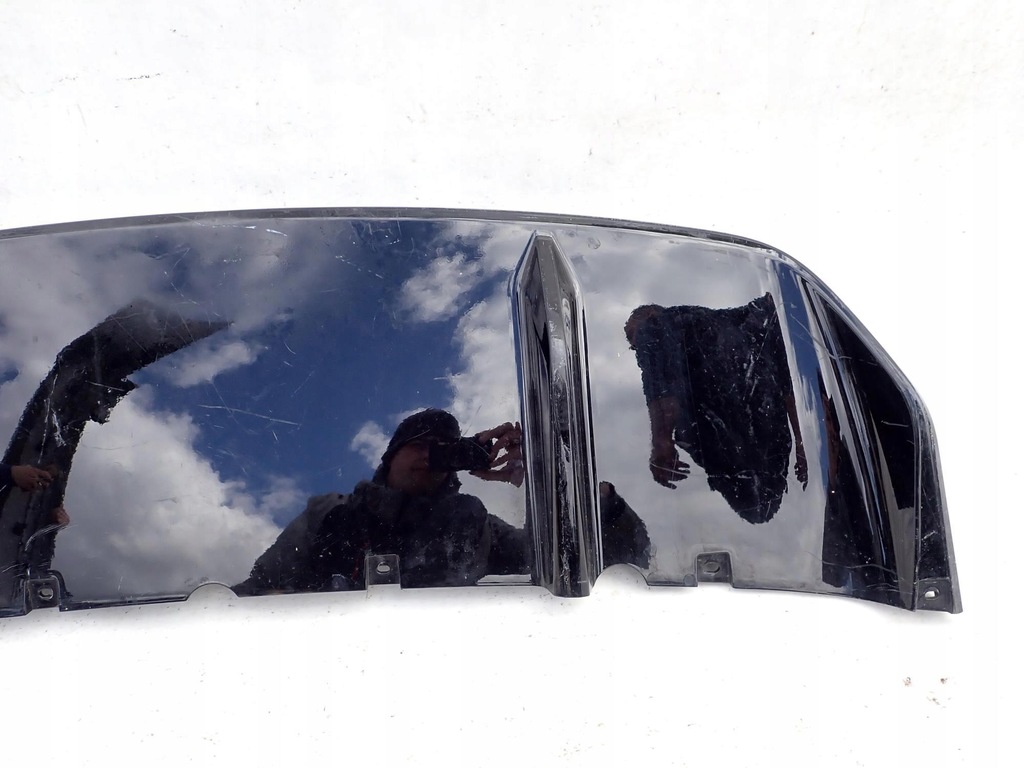 фото №12, Jaguar i-pace 18- dół спойлер бампера задня