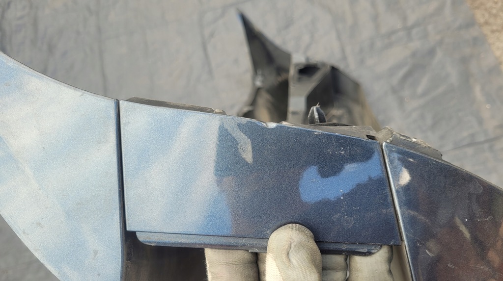 фото №9, Renault megane iv hb накладка молдинг кришки задня