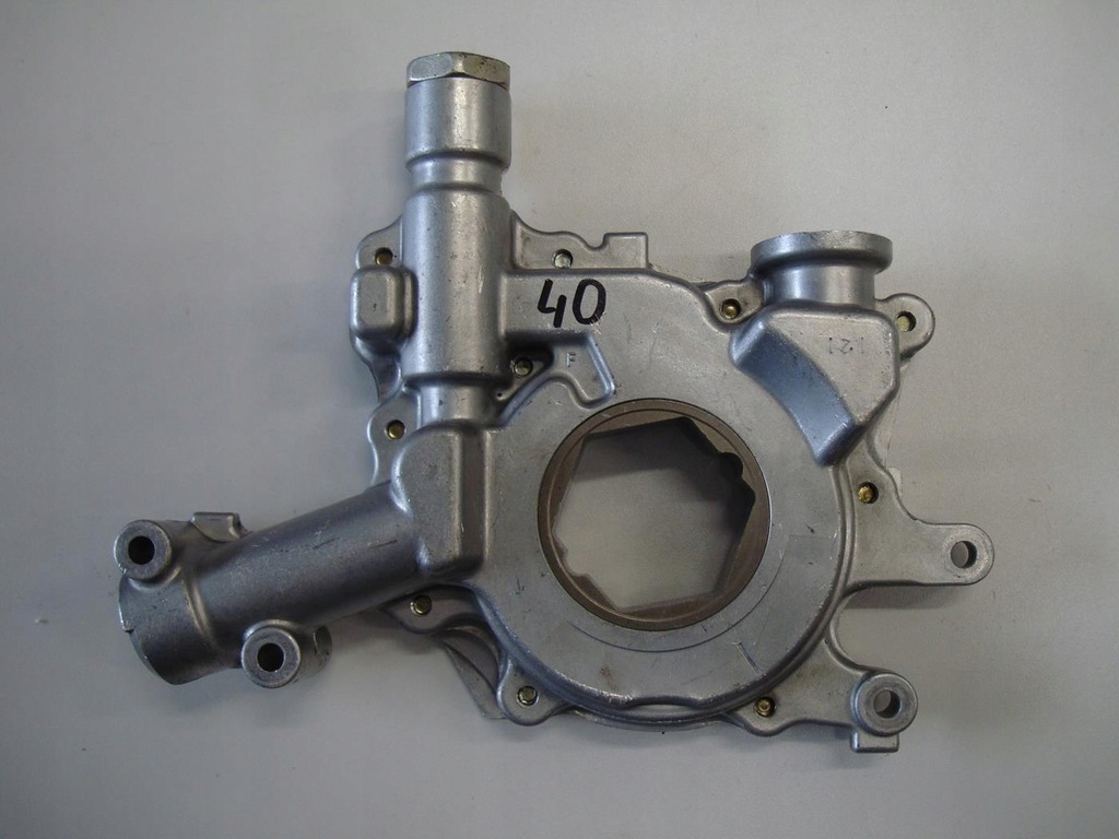 фото №1, Насос оливи opel vectra signum 3.0 y30dt