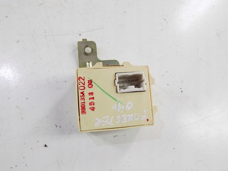 фото №1, Subaru forester ii 04r 2.5 t модуль 8801sa022