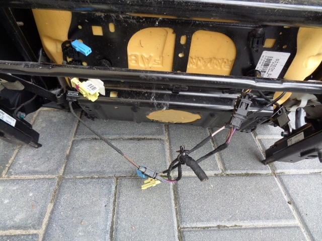 фото №7, Сиденье пассажира подушка безопасности vw touran 1t0 03-