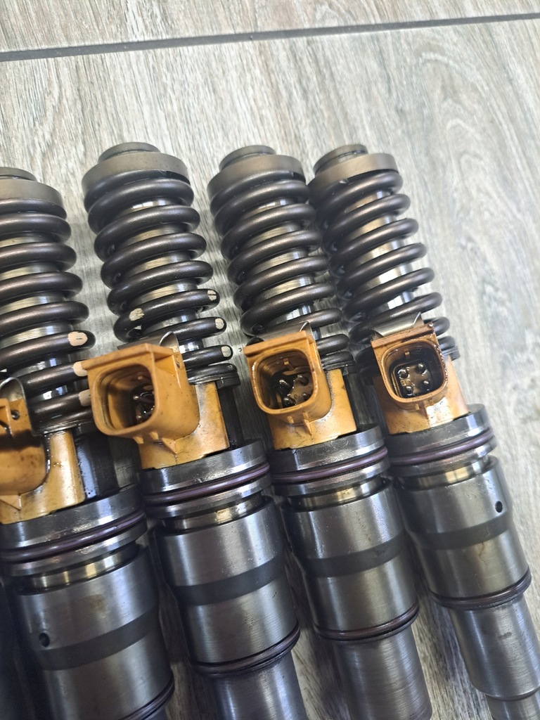 фото №3, Насос-форсунки насос-форсунки renault magnum dxi volvo fm fh 21340616