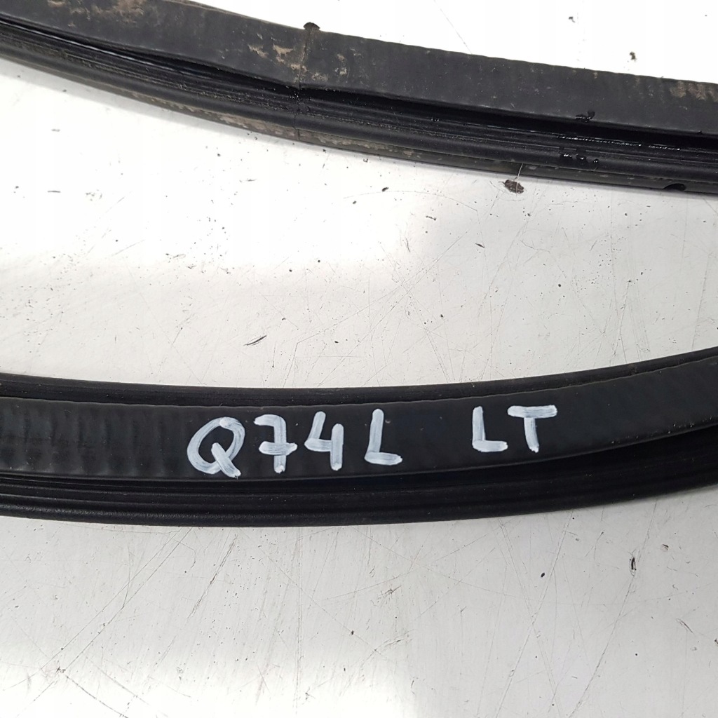 фото №3, Прокладка дверь левый задняя audi q7 4l