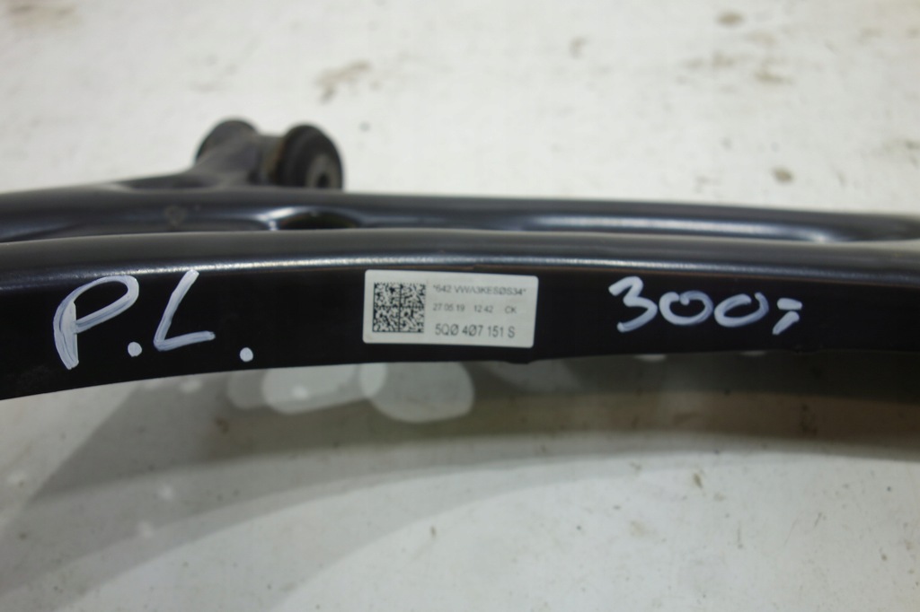 фото №4, Важіль перед лівий vw golf vii t-roc 5q0407151s