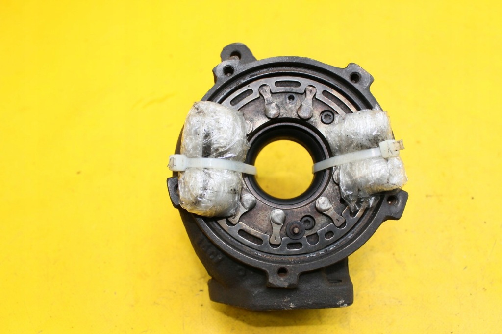 Корпус турбіни bmw e46 e39 99r 2.0 d 2247297g в Україні