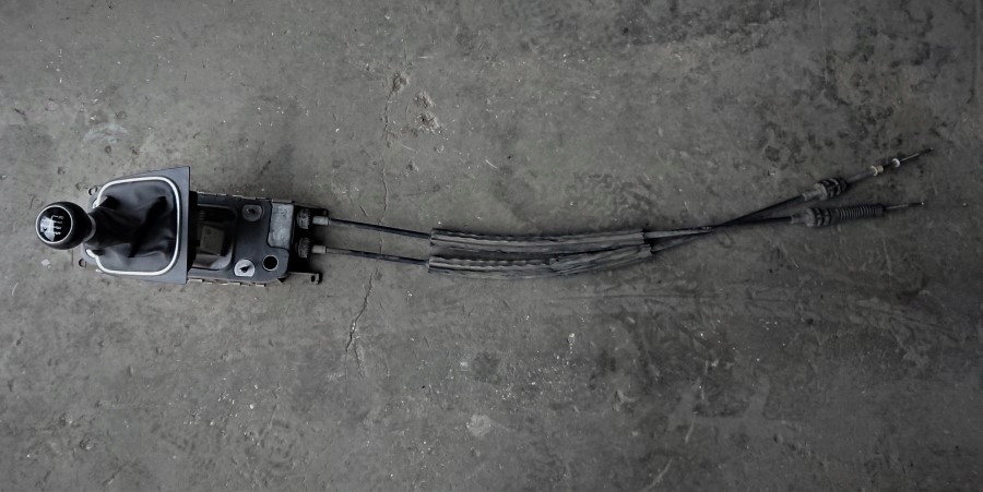 фото №1, Домкрат переключения передач volkswagen 1k0711061b