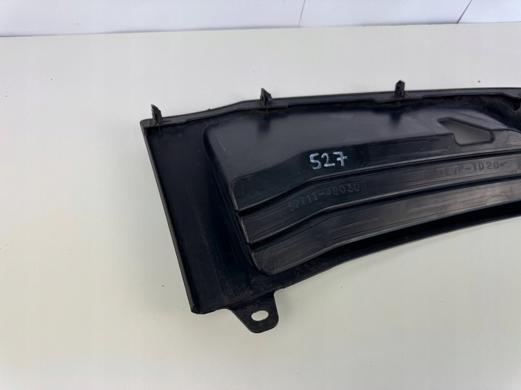 фото №9, Lexus rx решётка бампера уголок молдинг правый перед 5271148030