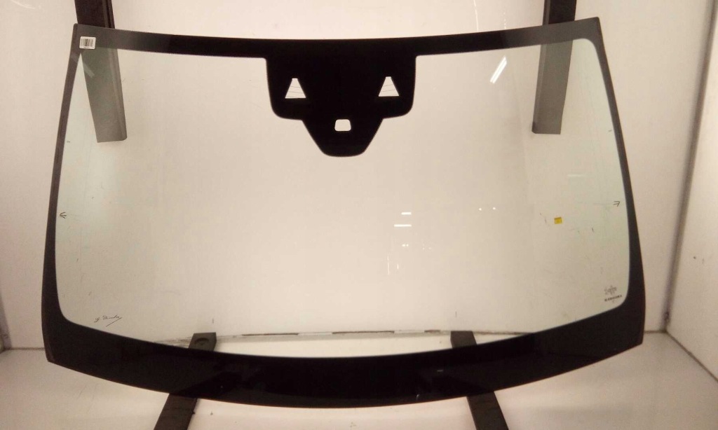 Купить Стекло лобовое mercedes gle 2015- датчик камера оригинал