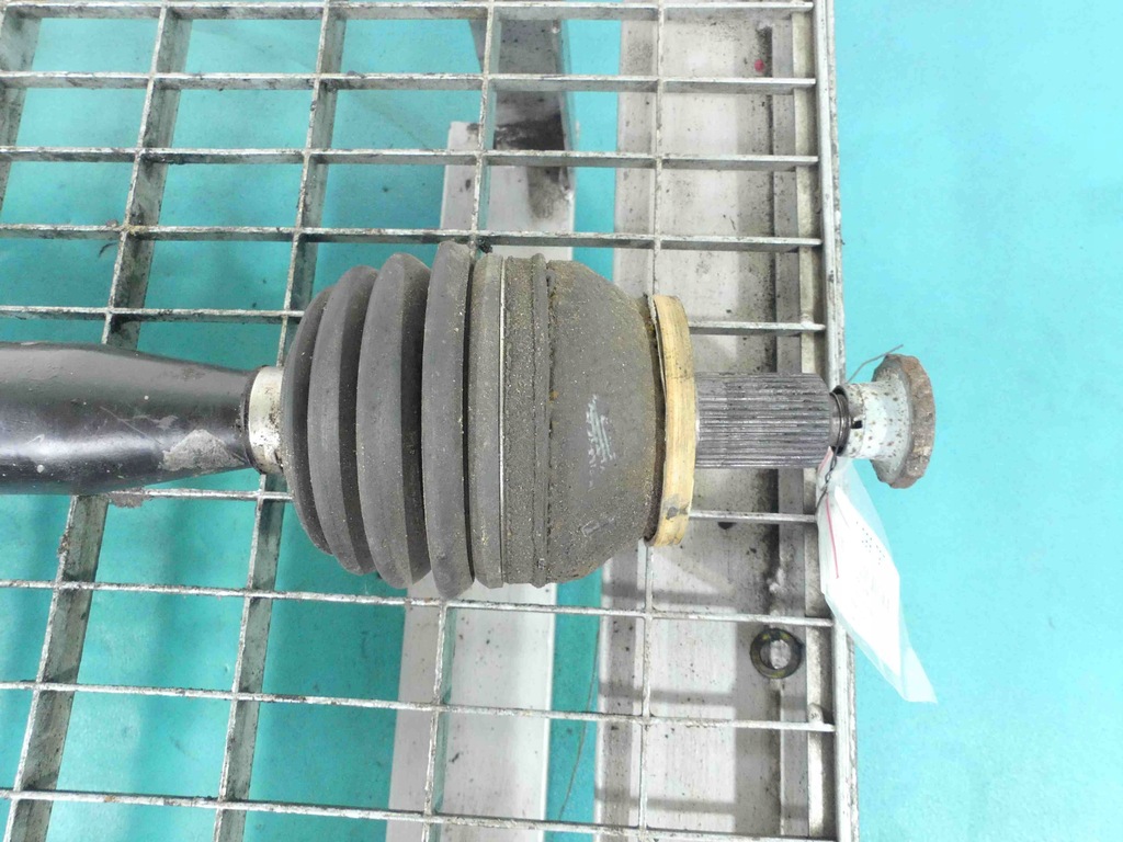 фото №2, Привідний вал права skoda roomster 1.6 16v