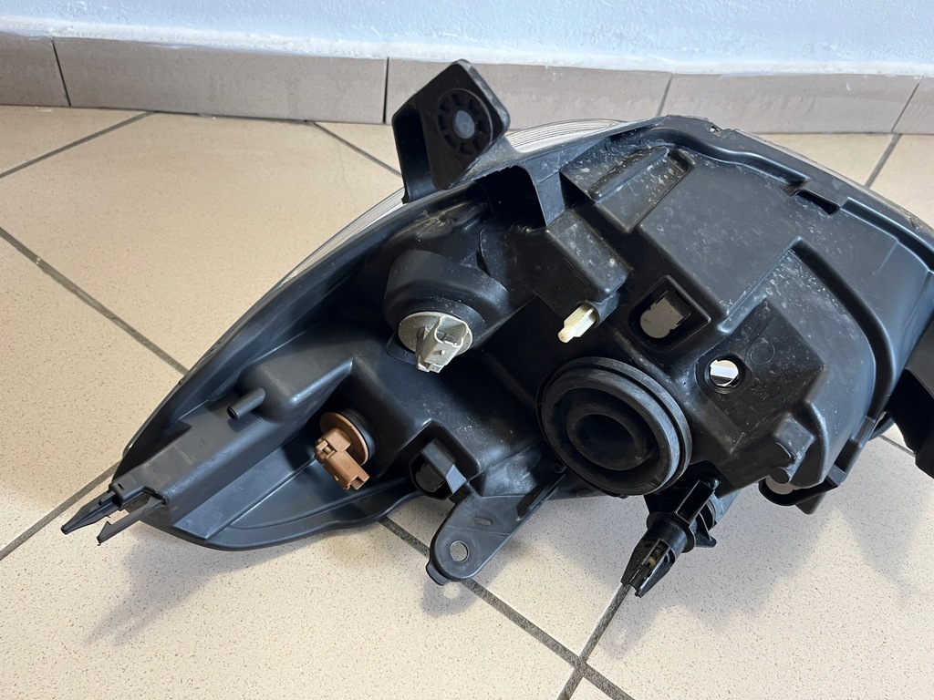 фото №15, Dacia dokker lodgy 12- лампа передняя перед правая