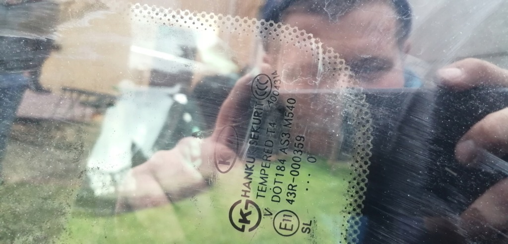 фото №3, Kia sportage iii стекло панорама передняя 10r