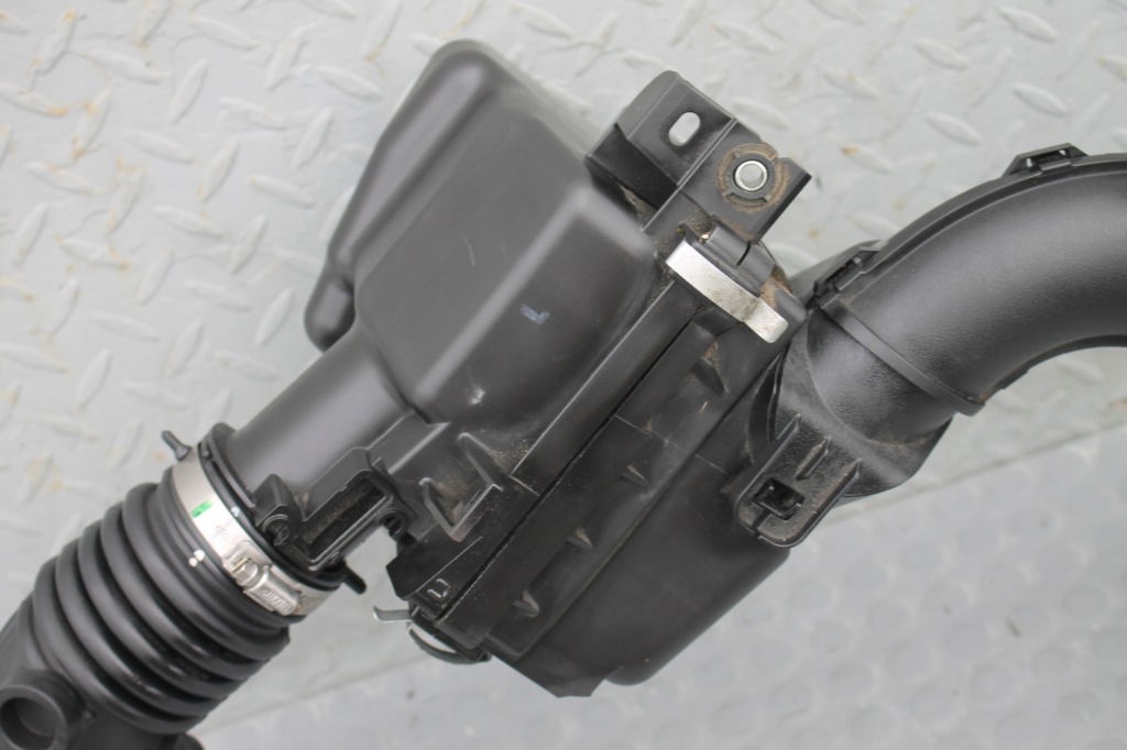 фото №11, Повітрозабірник труба резонатор корпус фільтра nissan juke 1.2 dig-t lift 14-19