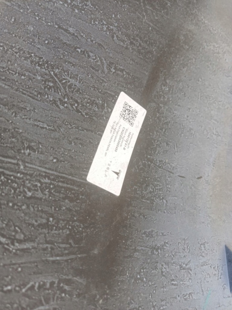 Бампер задняя задний tesla model y 21-23rok 1540120-01-b Оригинал
