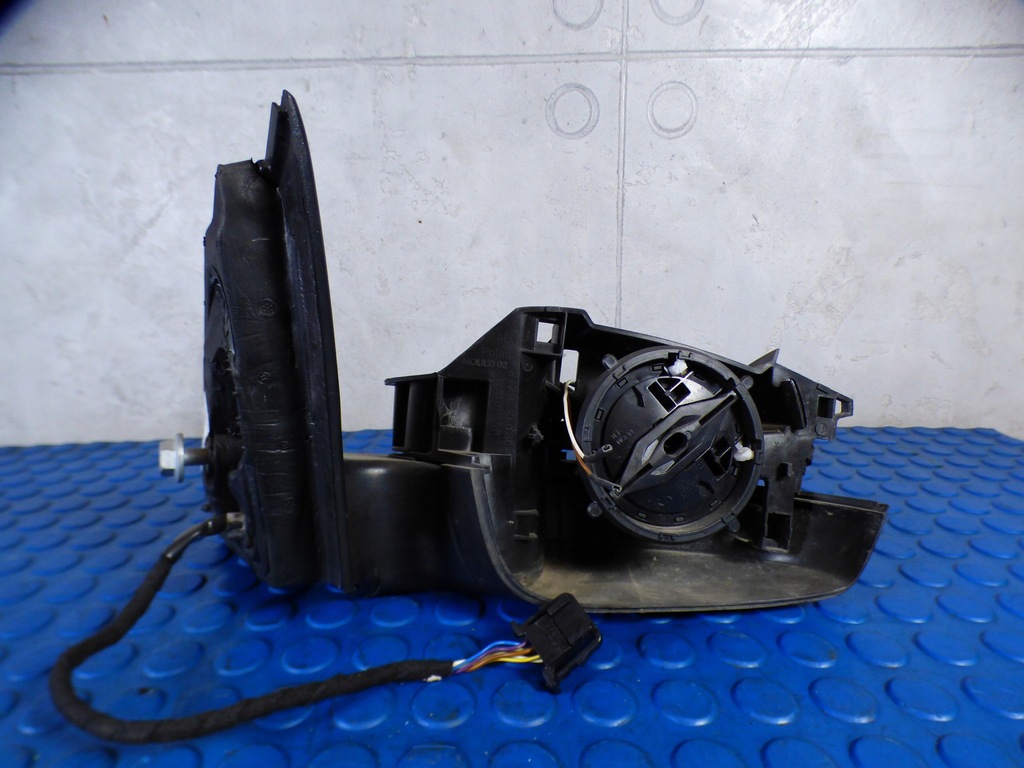 фото №10, Основание зеркало правая na запчасти 5jb857408 k skoda rapid