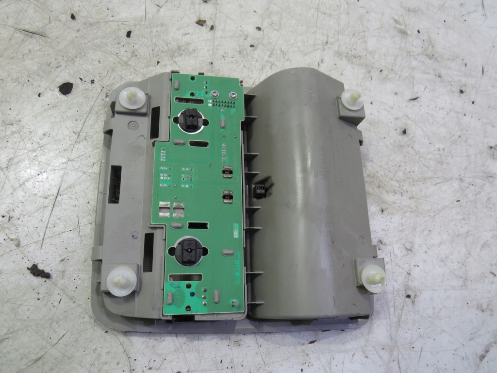 фото №3, Лампа освітлення кабіни бардачок auris ii