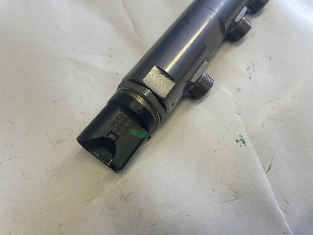 фото №3, Mini cooper r56 lift 1.6d молдинг впрыскная 7823460