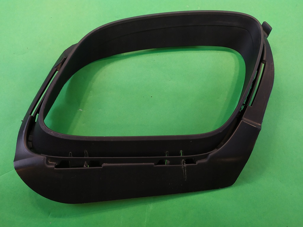 фото №1, Решётка рамка выхлоп левый задняя porsche panamera 971