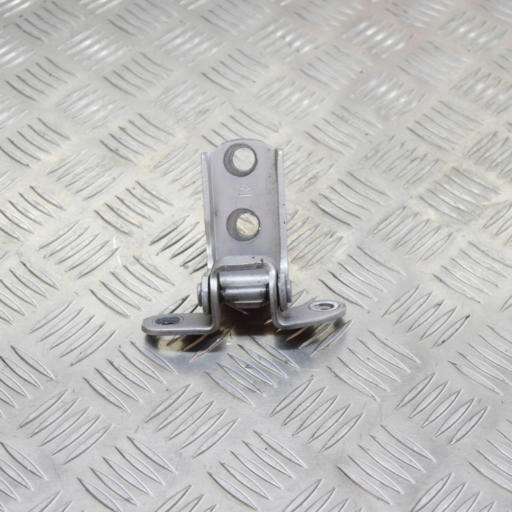 фото №6, Lexus rx 330 - 350 - 400h 2009 правая сторона петля верхний дверь задних