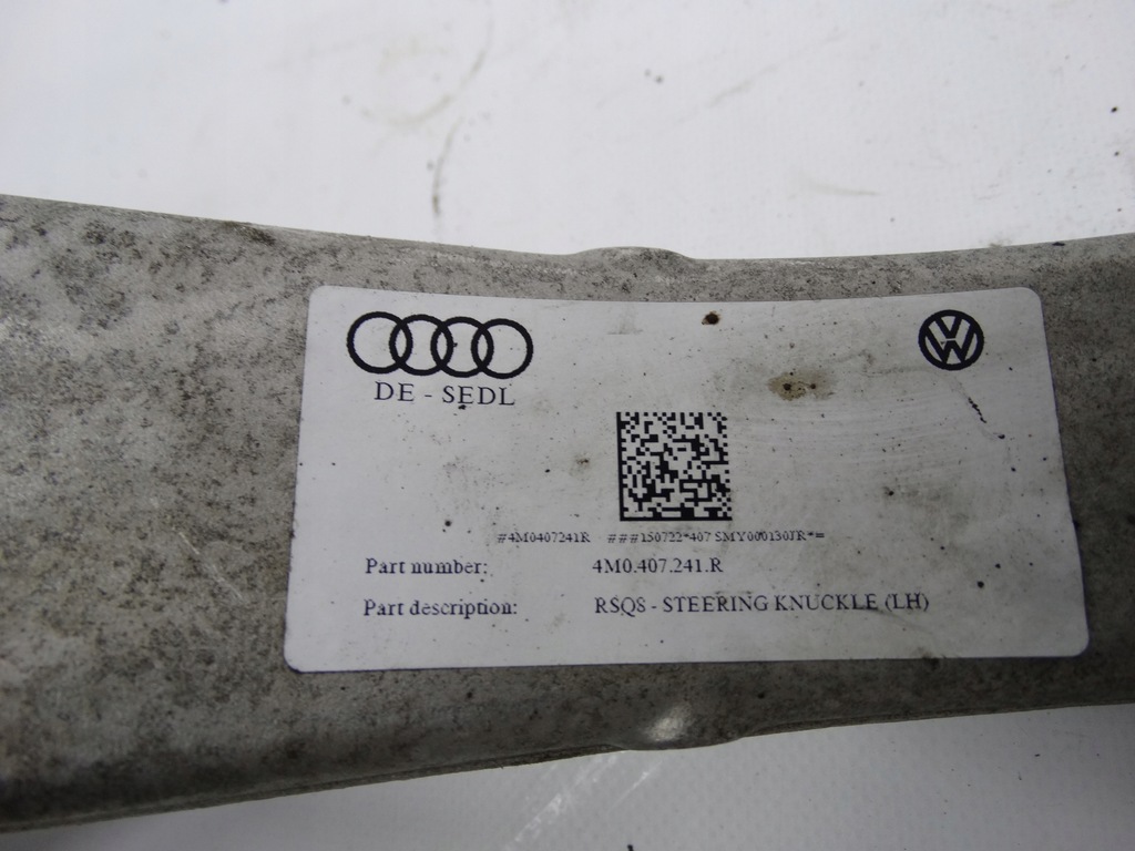 фото №15, Audi rsq8 4m левая поворотный кулак рычаги кронштейн 4m0407559a оригинальные