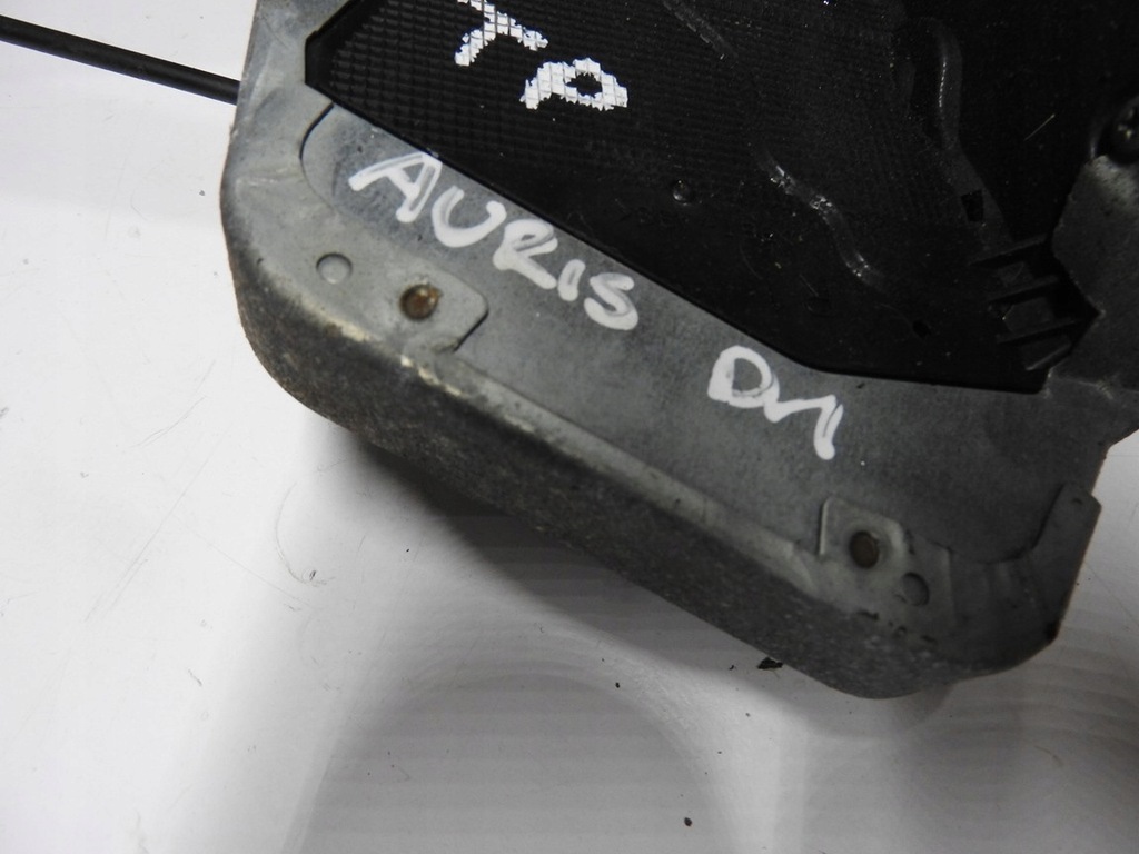 фото №13, Toyota auris i 5d замок двері правий задня