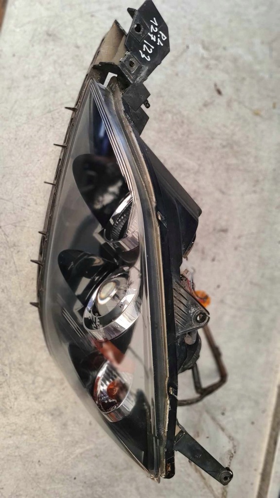 фото №7, Mazda 3fl лампа перед ліва лінза stanley europa