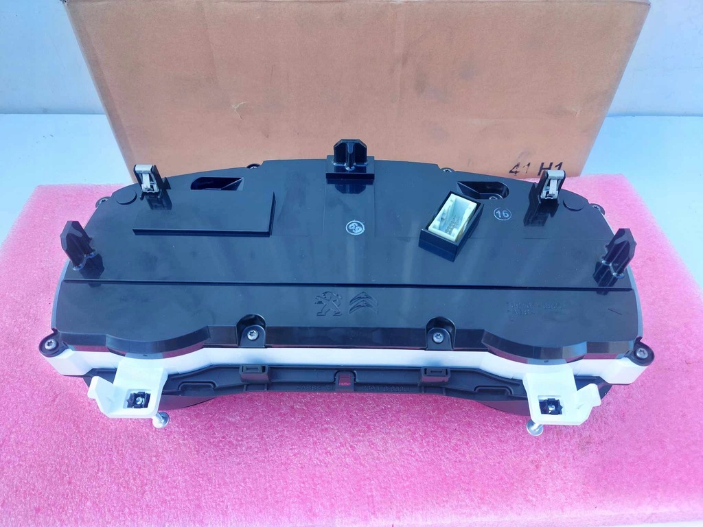 фото №7, Opel grandland x hybrid счетчик приборы nowe оригинальный номер 93