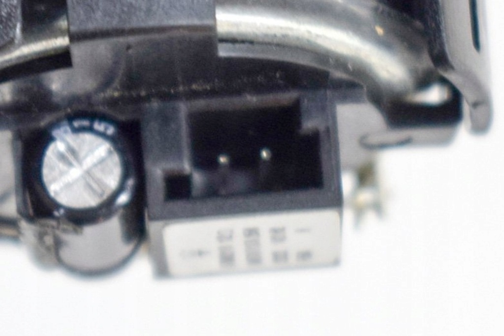 фото №5, Maserati levante suv m161 передній правий динамік високочастотний w двері 670