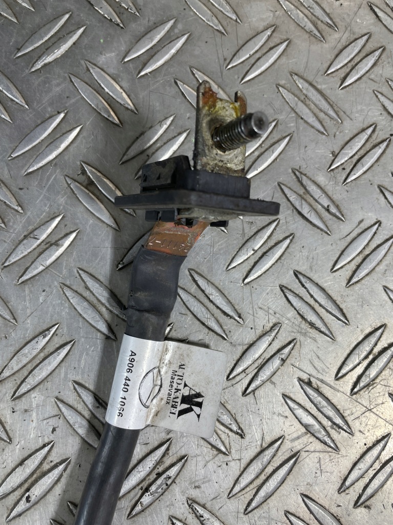 фото №3, Sprinter 906 06- шланг клемма плюсовая a9064401066