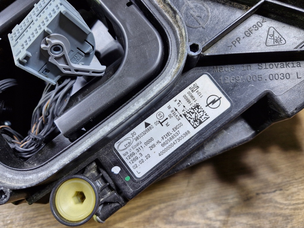 фото №8, Opel astra l vi 22- лампа перед передняя левая led 9850326880