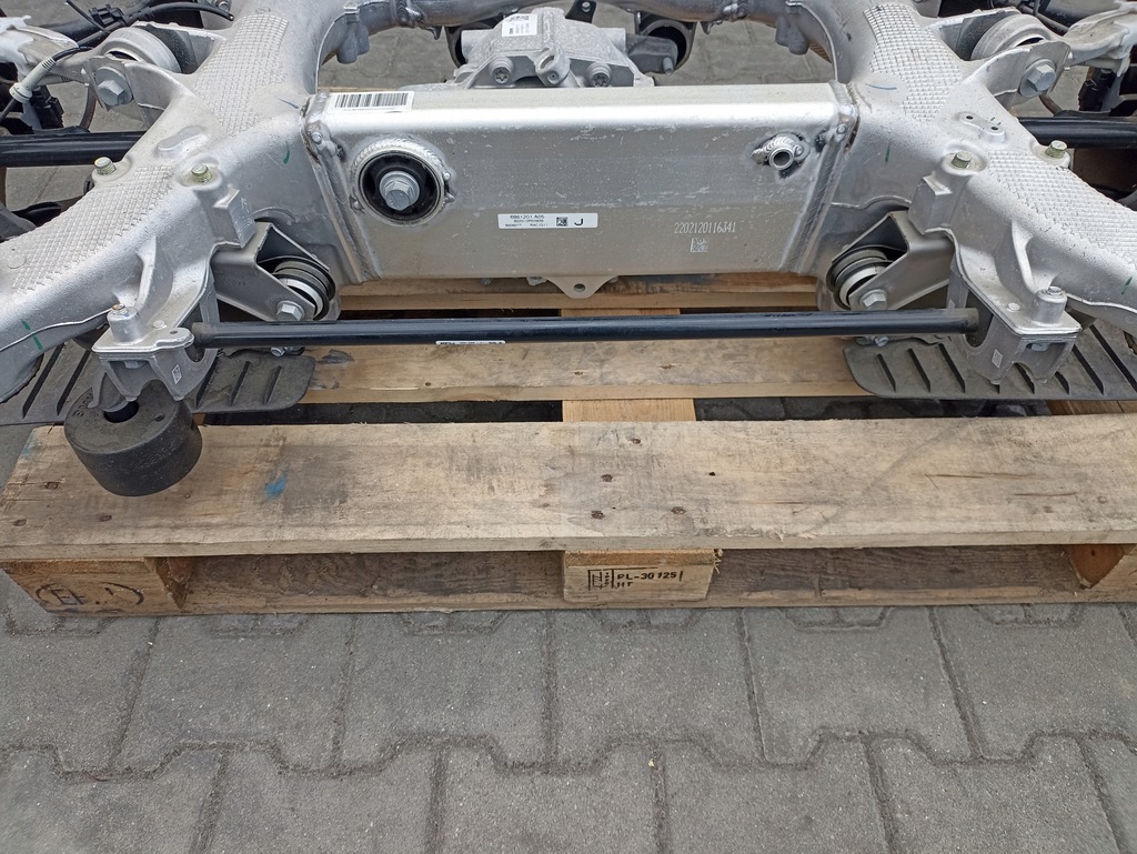 фото №1, Стабілізатор задня bmw 5 g30 6861456 28km