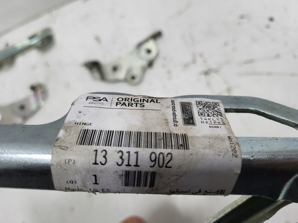 фото №4, Петля капот левый правый opel corsa d