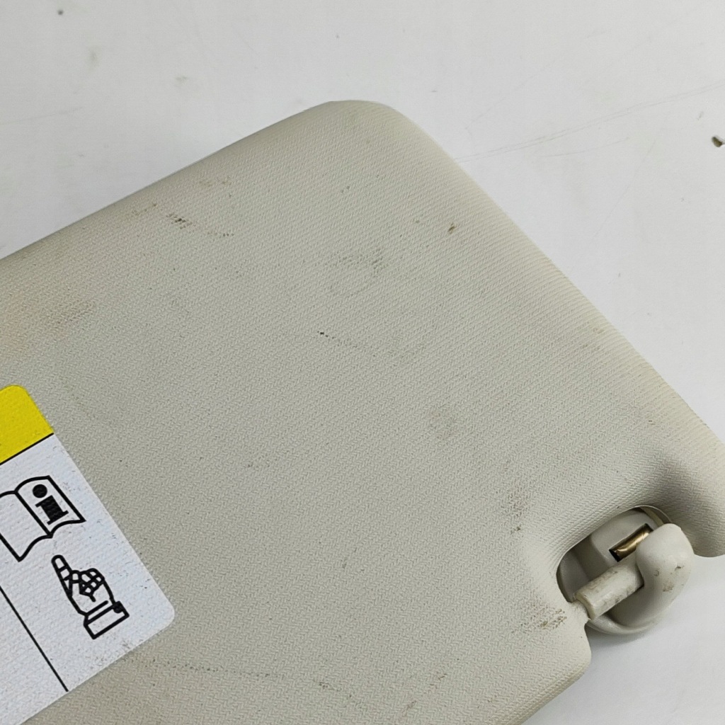 фото №8, Volkswagen passat b8 2018 левая сторона защита солнцезащитная