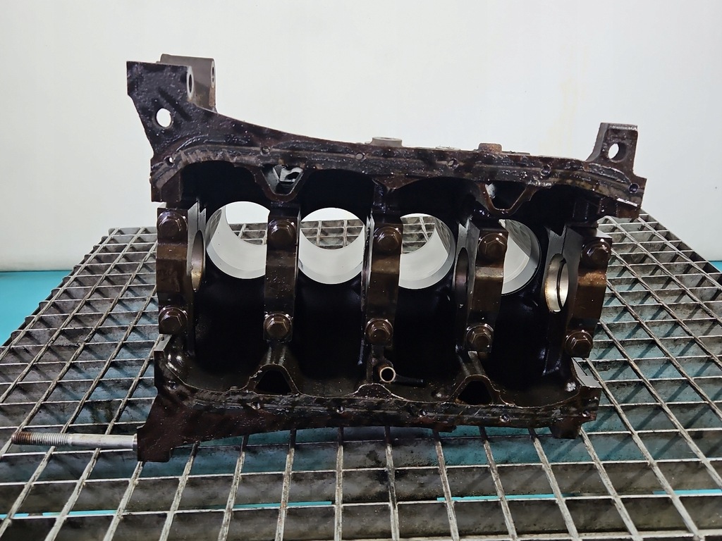 фото №12, Блок двигуна dół renault clio iv 12-20 d4fd740 d4f740 1.2 16v