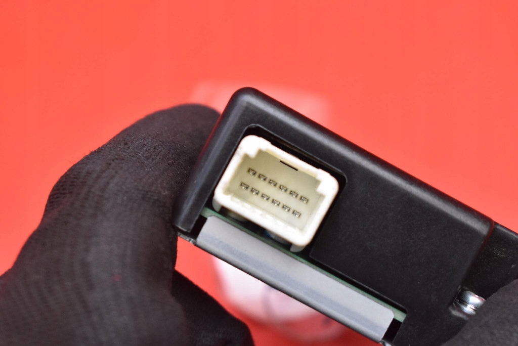 фото №8, Клаксон сигнал звуковой 86570-k0010 068900-6481 toyota yaris cross 20-