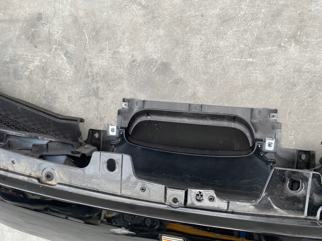 Ferrari f8 tributo бампер перед kompletny чёрный новый с Разборки