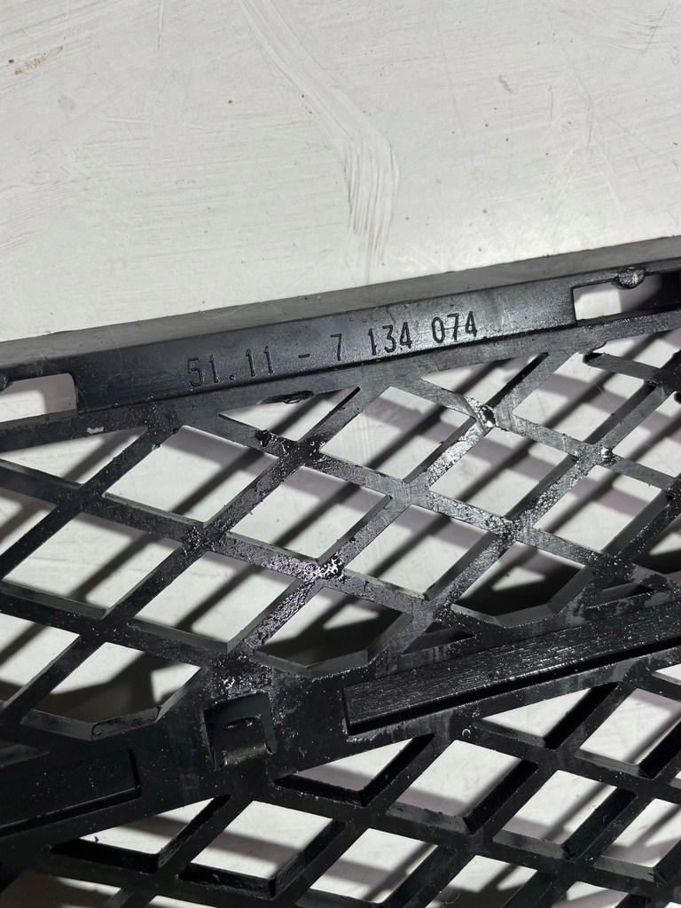 фото №15, Решітка середня бампера перед bmw e90 e91 7134074