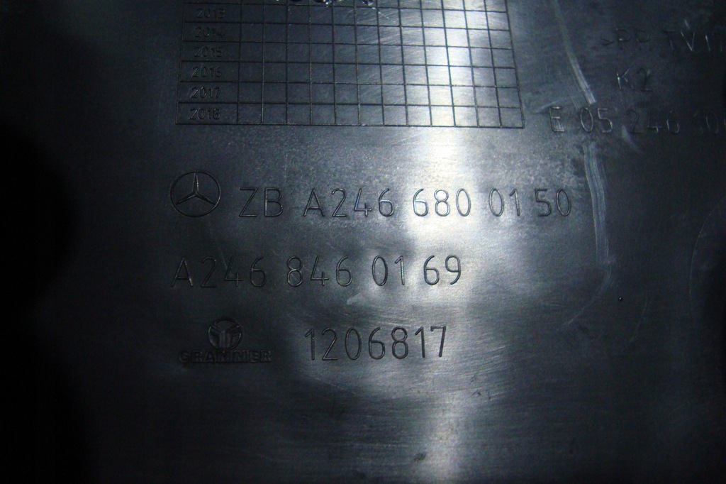 фото №13, Подлокотник туннель средний бардачок szary mercedes w246 b-klasa 11-18