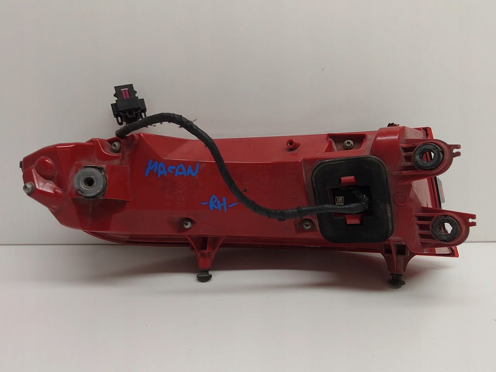 фото №7, Porsche macan 95b лампа задняя правая led оригинал europa 14-18