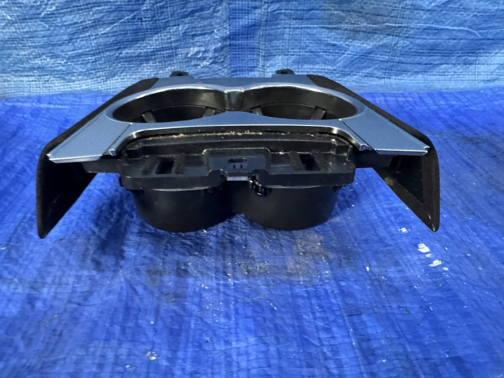 Держатель на кружки ds7 рестайлинг  9810059177 Цена