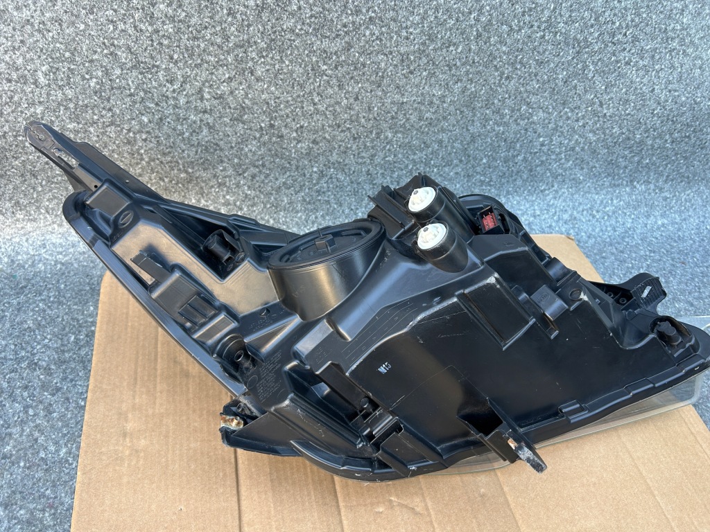 Фара левая передняя opel insignia a рестайлинг  ксенон led 13426663 Цена