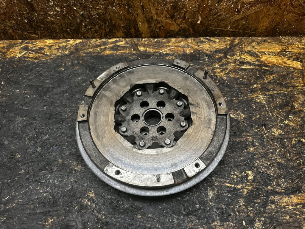 фото №1, Колесо двомасовий opel astra k 1.2 turbo 55505202